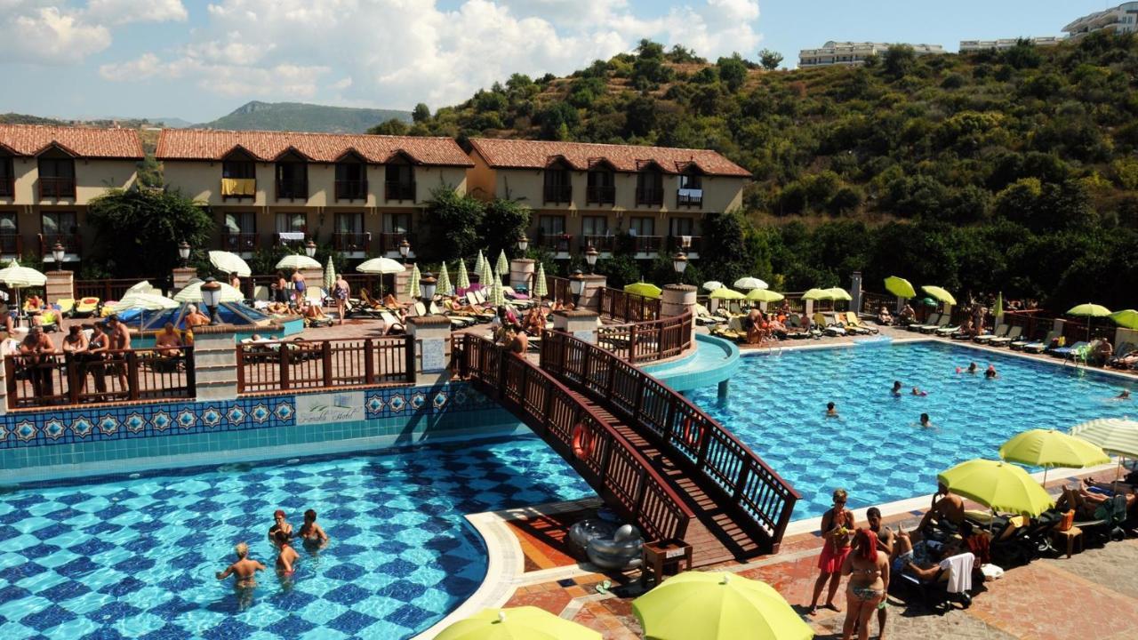 Noxinn Club Hotel Konaklı Exteriér fotografie