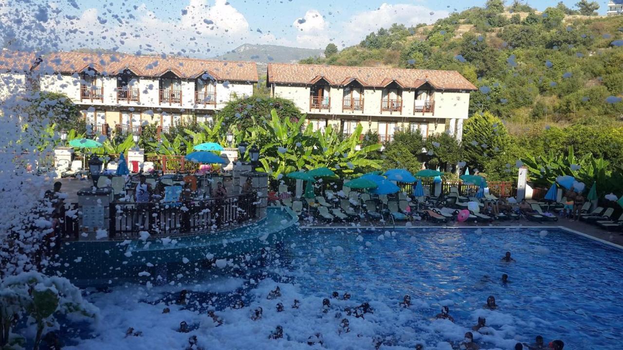 Noxinn Club Hotel Konaklı Exteriér fotografie